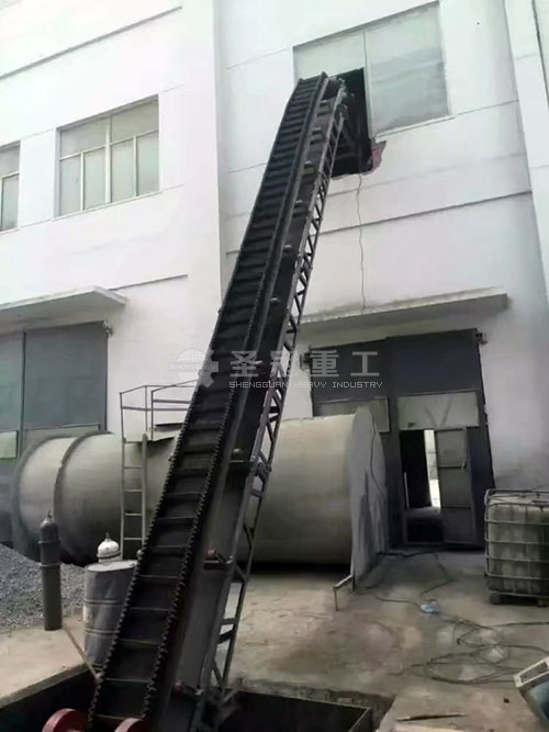 大倾角皮带机